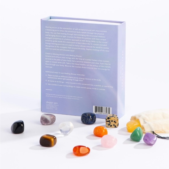 Crystal Healing Stones by Shoppe Geo Gift Set w/Storage Bag - Picture 3 of 9